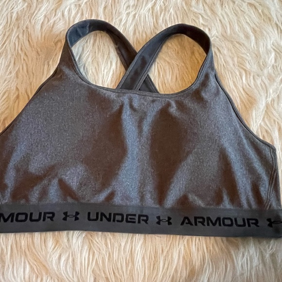 Women’s Under Armor Sports Bra Size XL - Picture 1 of 2
